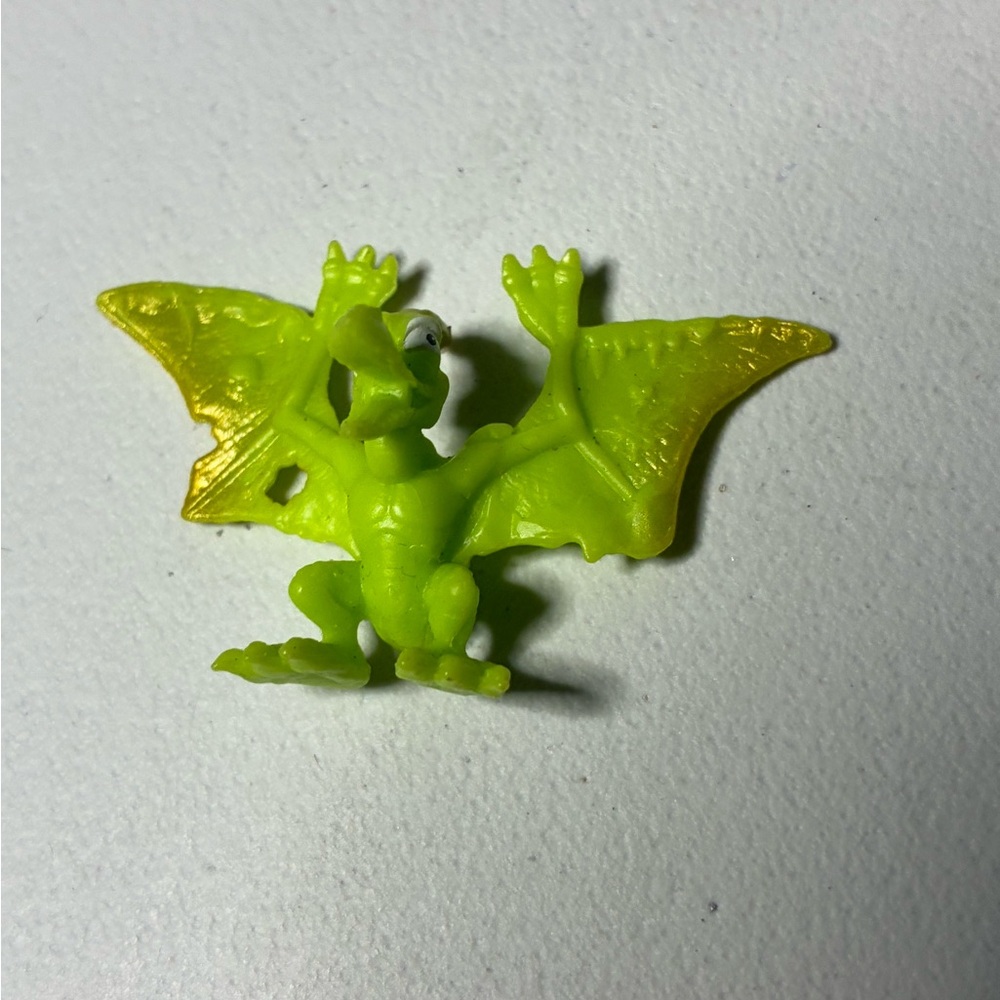 Zuru Smashers Dino Island Collectibles Green And Gold Pterodactyl